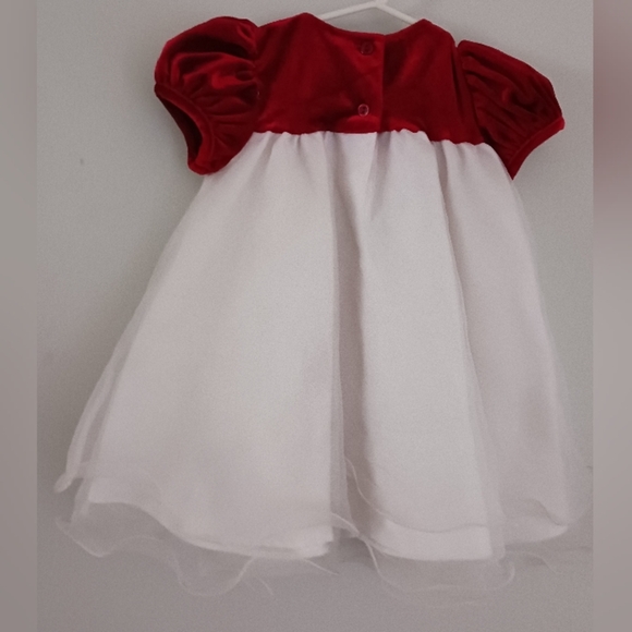 Rare Editions New Red Velvet dress. Beautiful. Size 18 months - Picture 4 of 9